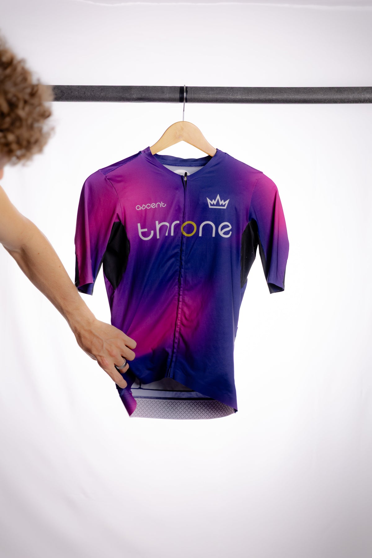 How to choose the right cycling kit Journal cover image